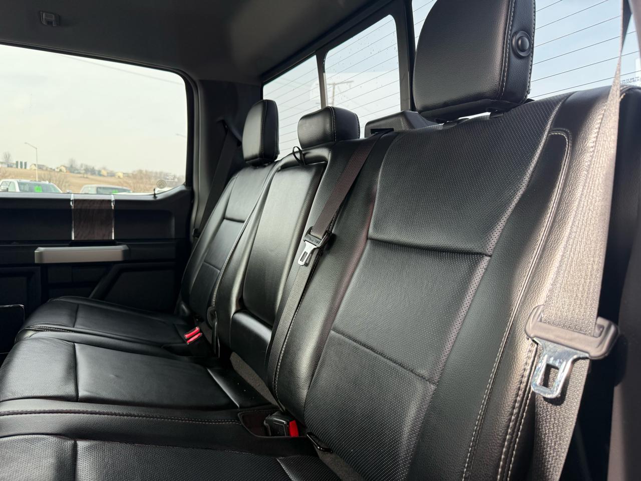 Ford Super Duty F-250 SRW Lariat 4WD Crew Cab 6.75' Box 2017