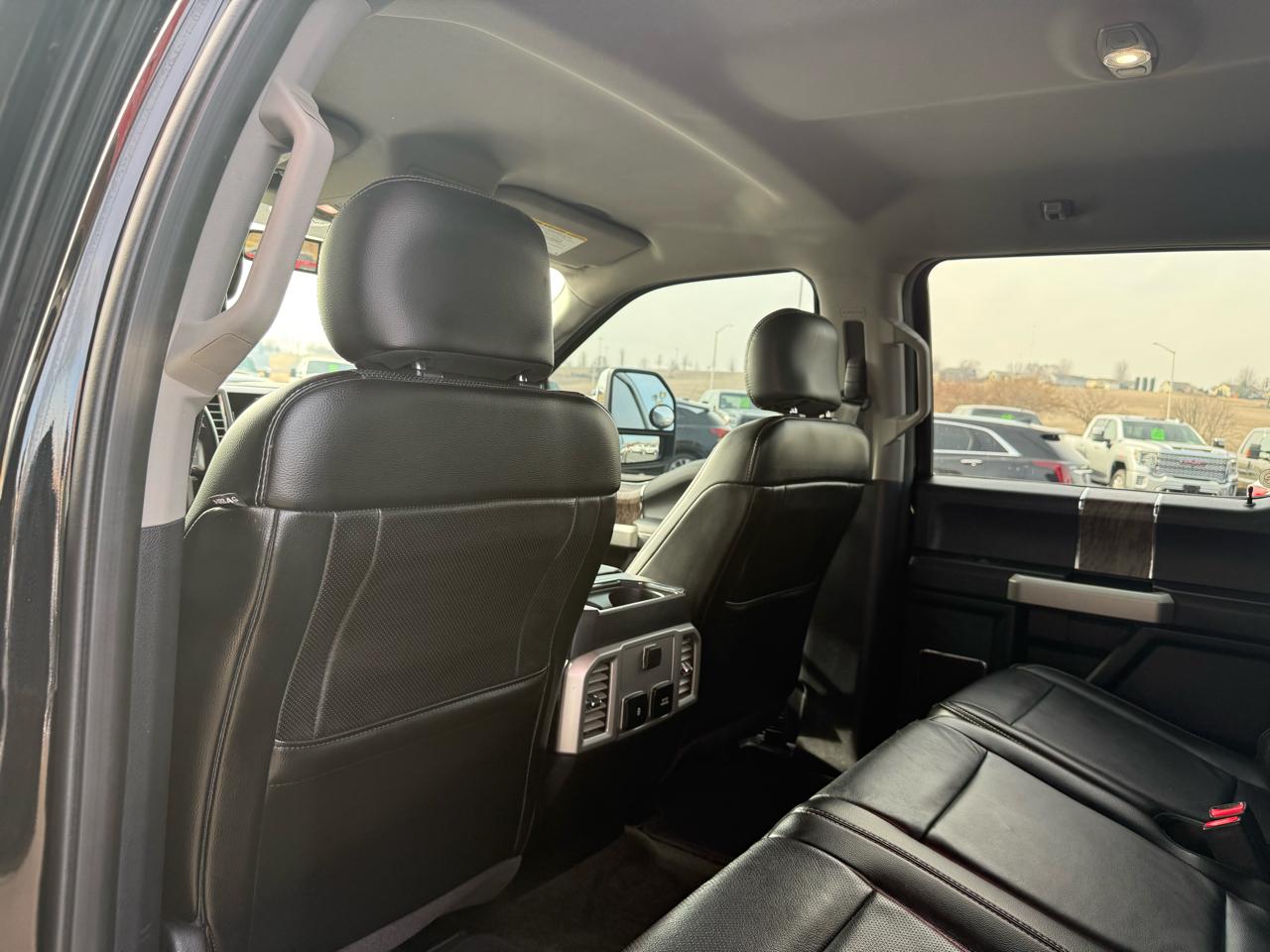 Ford Super Duty F-250 SRW Lariat 4WD Crew Cab 6.75' Box 2017