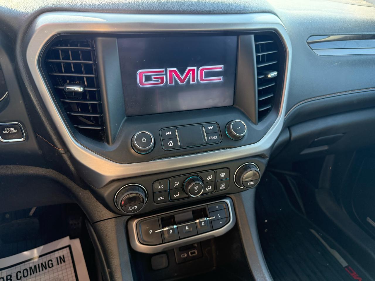 GMC Acadia AWD 4dr AT4 2023