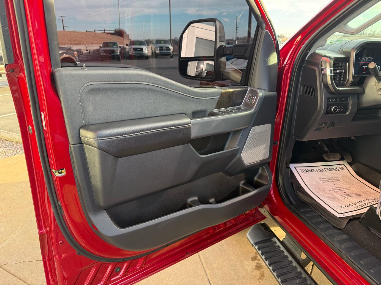 Ford Super Duty F-350 SRW Crew Cab 156" Lariat 4WD 2024