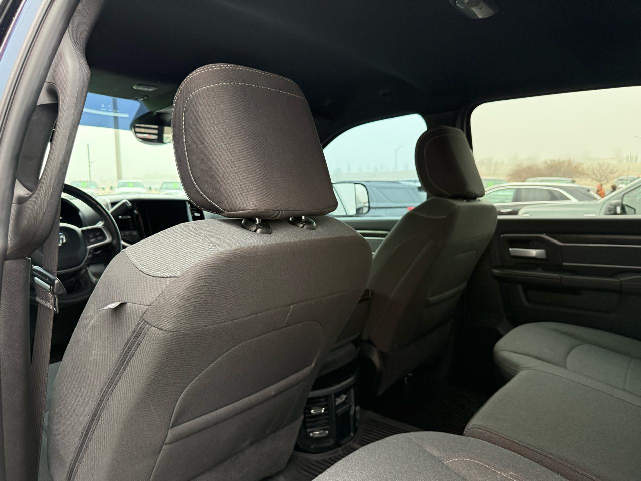 RAM 2500 Big Horn 4x4 Crew Cab 6'4" Box 2022