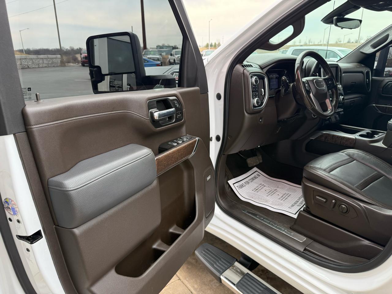 GMC Sierra 2500HD 4WD Crew Cab 159" Denali 2020