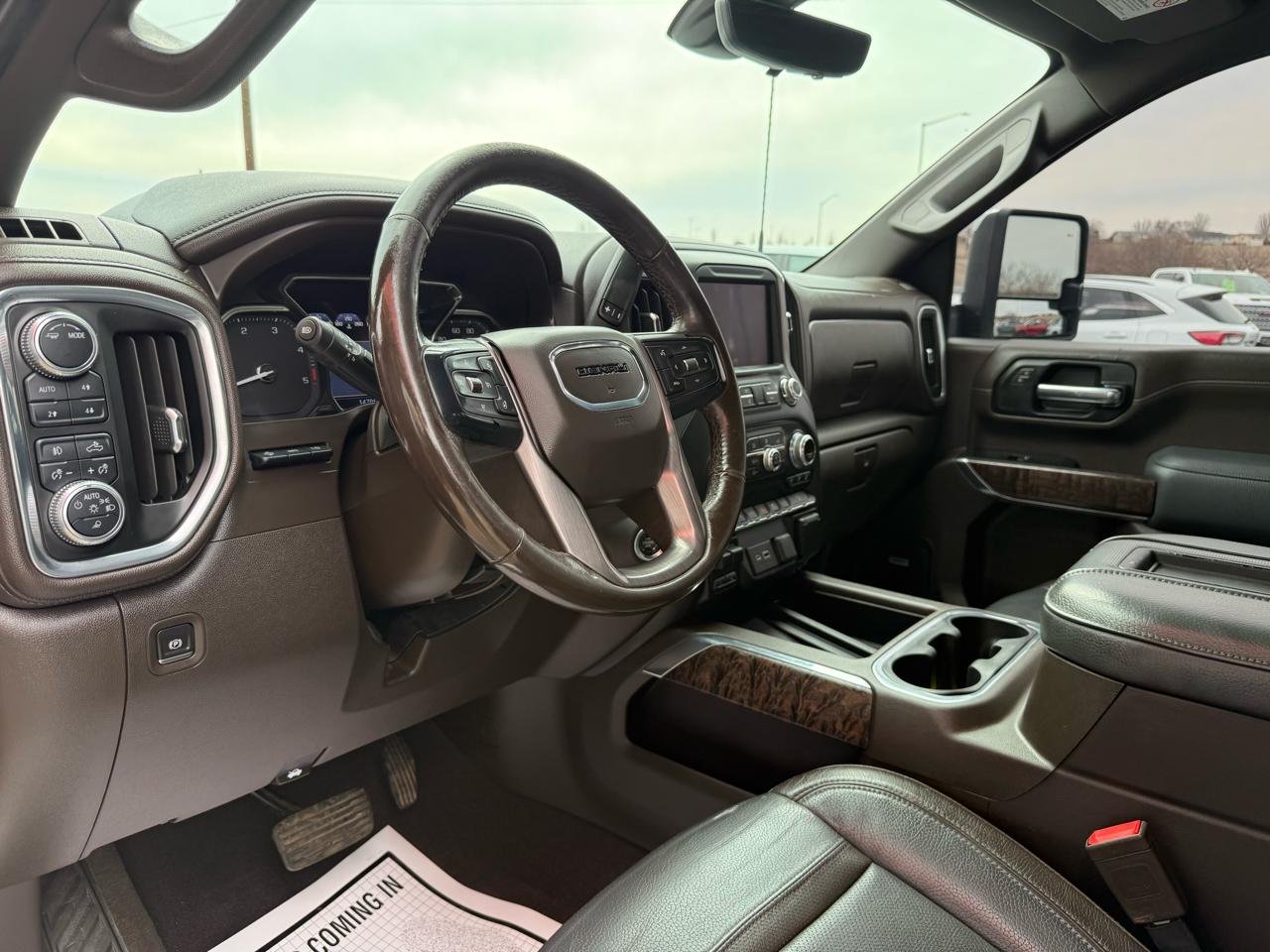 GMC Sierra 2500HD 4WD Crew Cab 159" Denali 2020