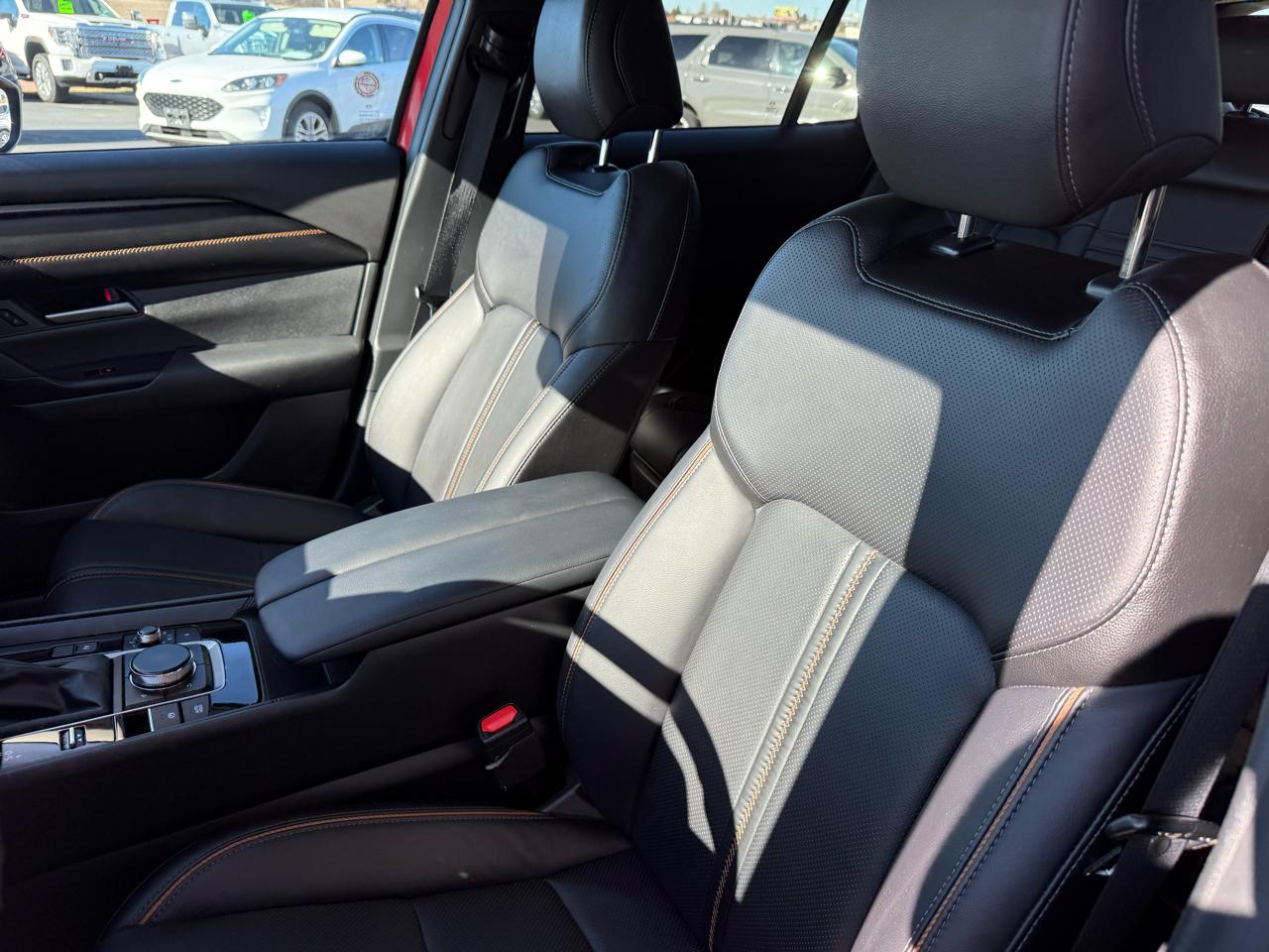 Mazda CX-50 Hybrid Premium Package AWD 2025