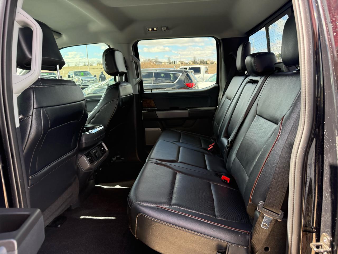 Ford F-150 SuperCrew 139" Lariat 4WD 2023