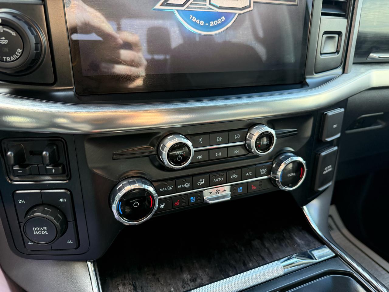 Ford F-150 SuperCrew 139" Lariat 4WD 2023