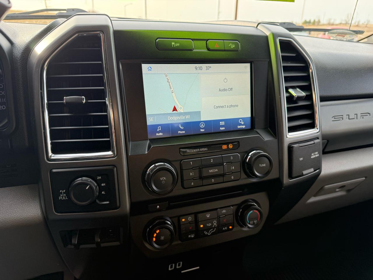 Ford Super Duty F-250 SRW XLT 4WD Crew Cab 6.75' Box 2018