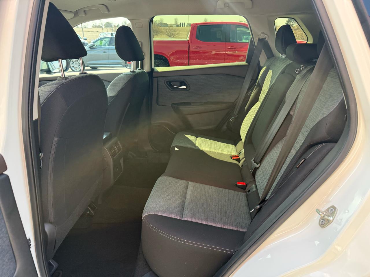 Nissan Rogue AWD SV 2023