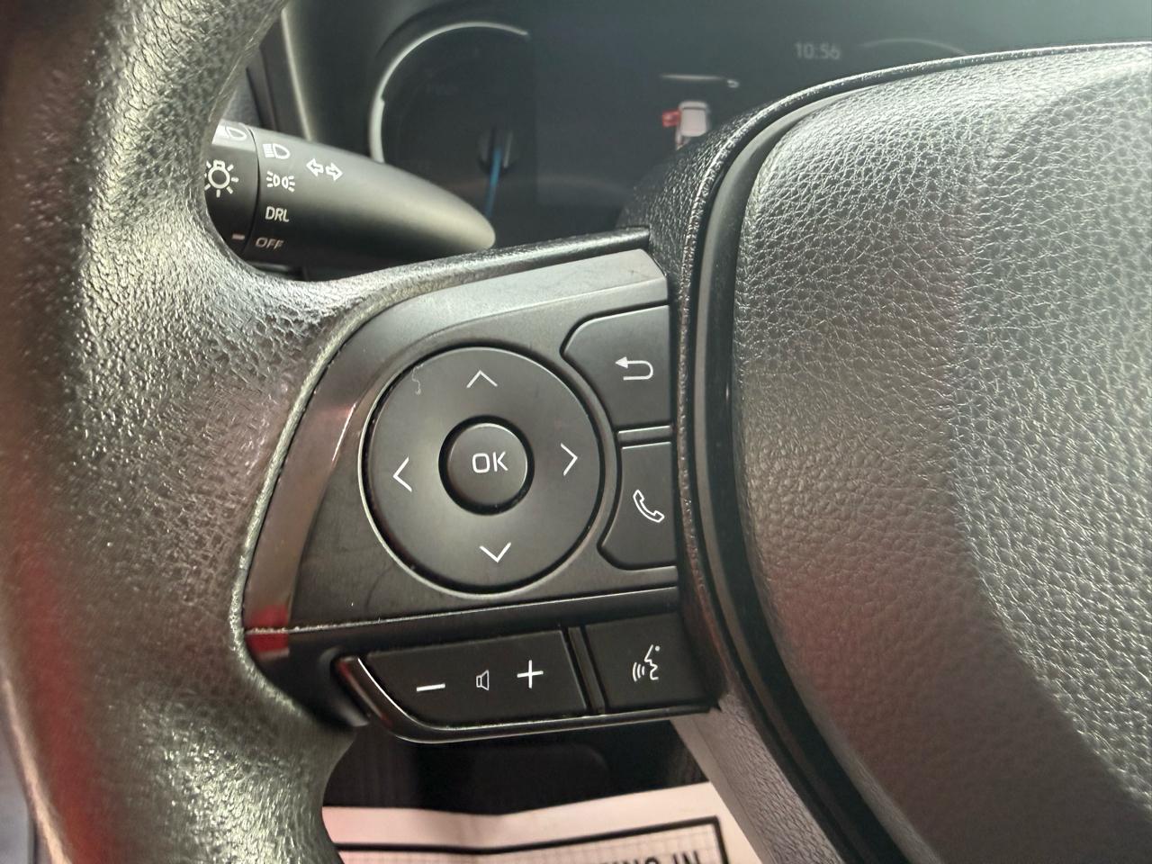 Toyota RAV4 Hybrid LE AWD (Natl) 2023