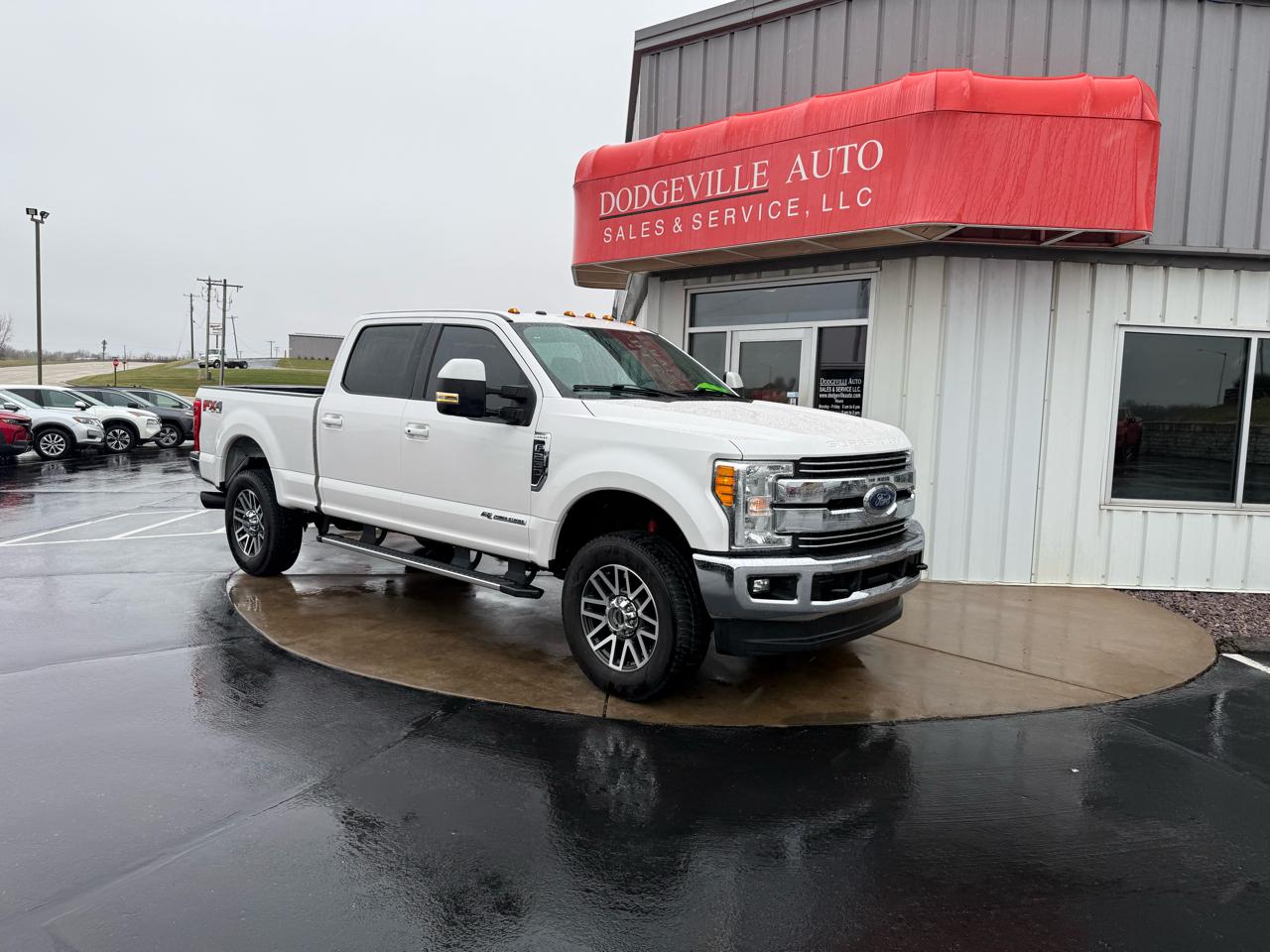 Ford Super Duty F-250 SRW Lariat 4WD Crew Cab 6.75' Box 2017