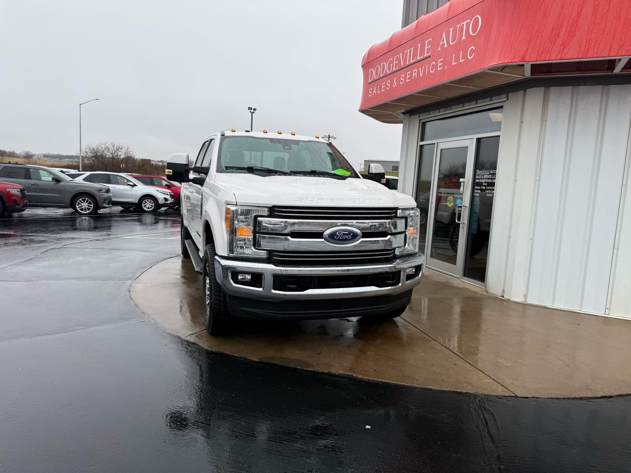 Ford Super Duty F-250 SRW Lariat 4WD Crew Cab 6.75' Box 2017