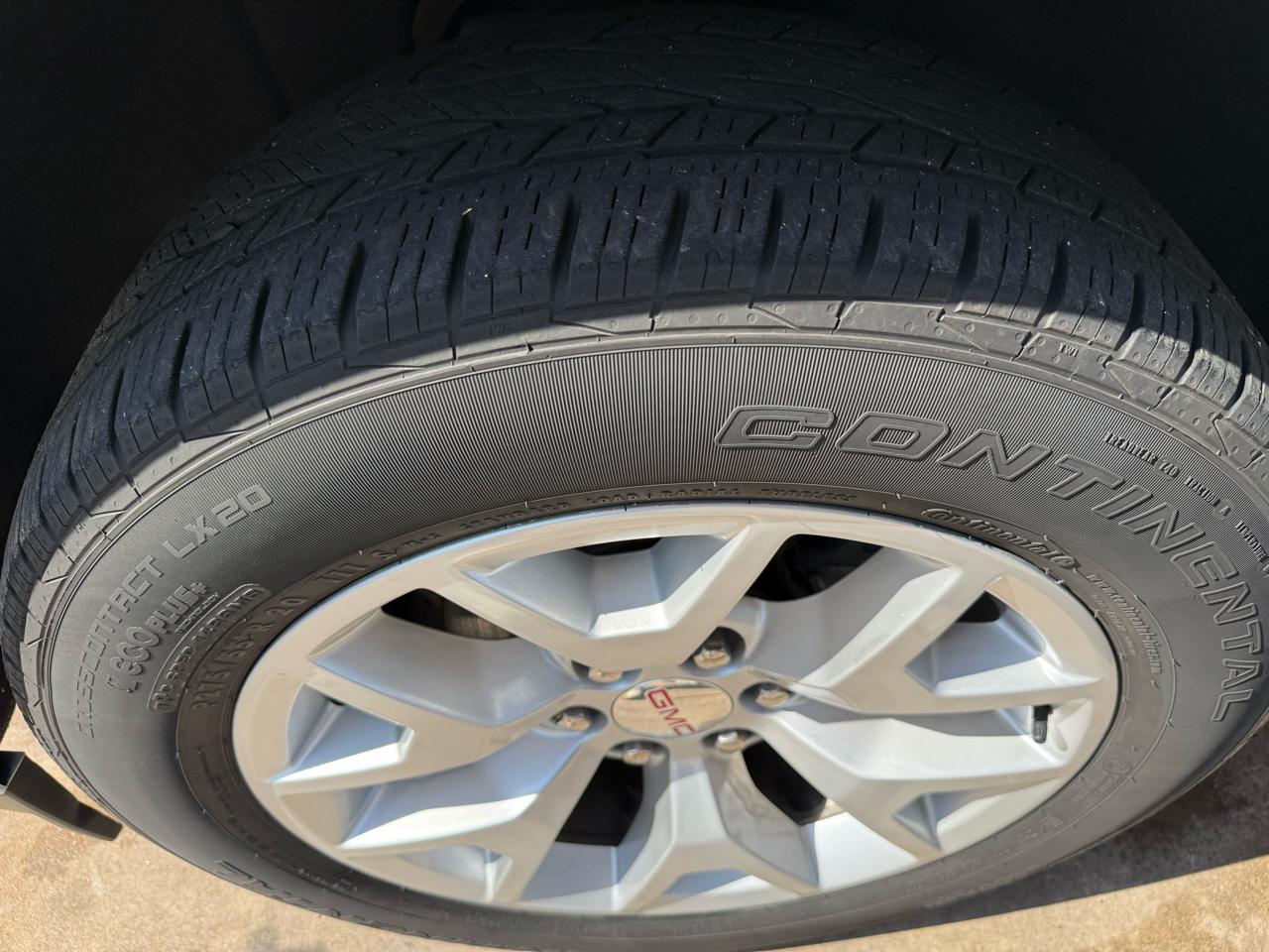 GMC Yukon 4WD 4dr SLT 2018