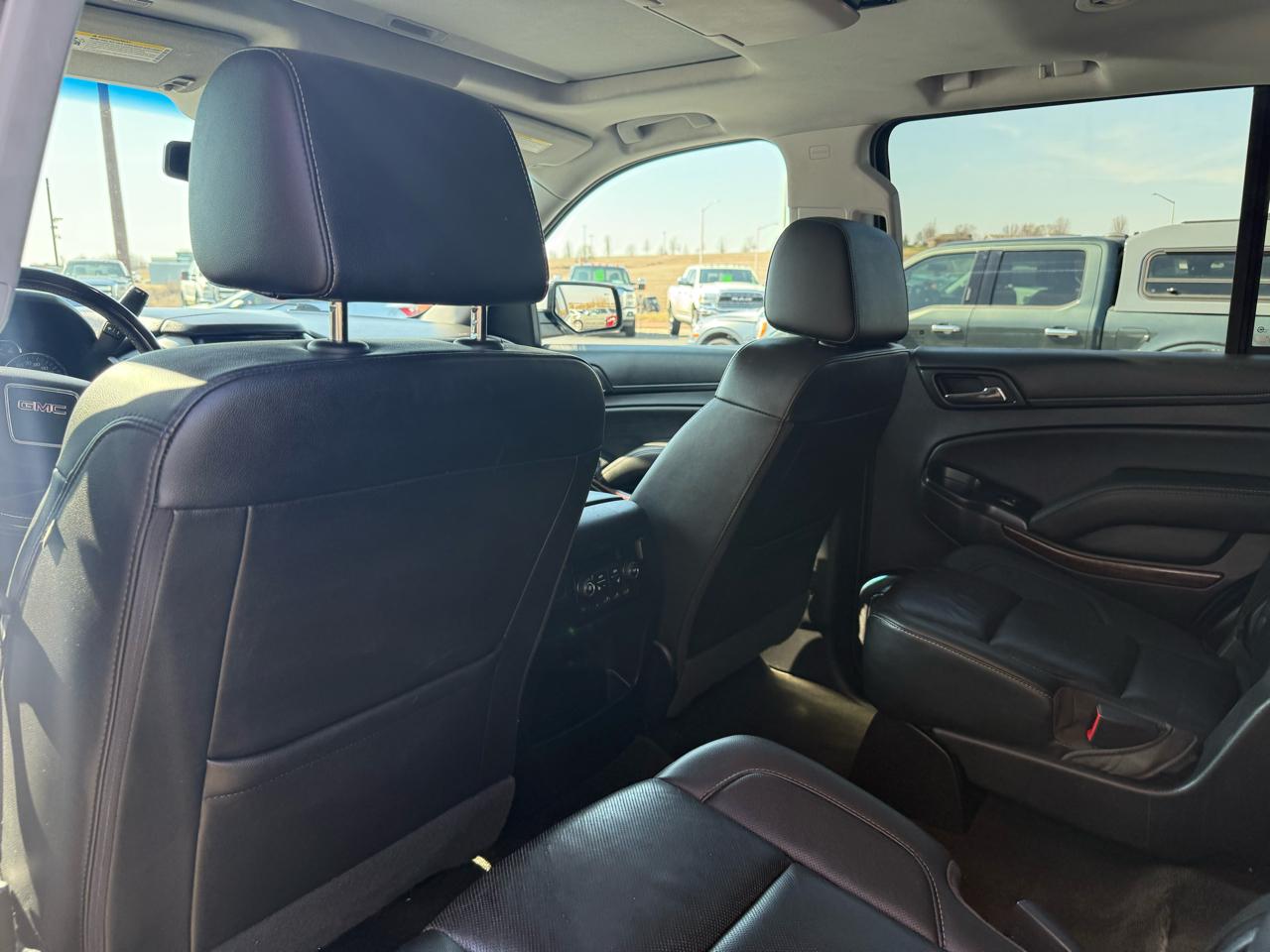 GMC Yukon 4WD 4dr SLT 2018