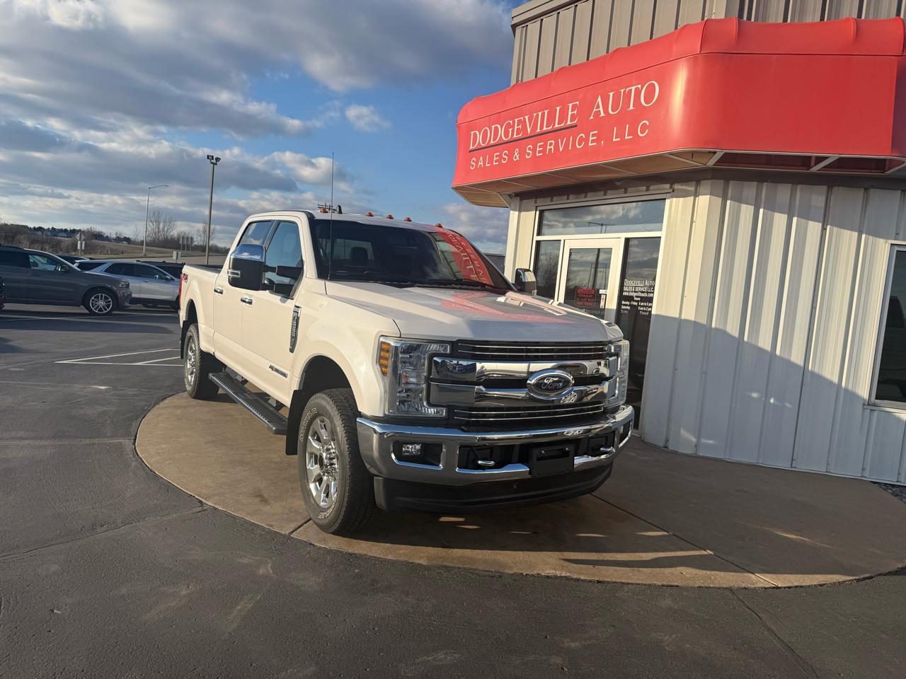 Ford Super Duty F-250 SRW Lariat 4WD Crew Cab 6.75' Box 2019