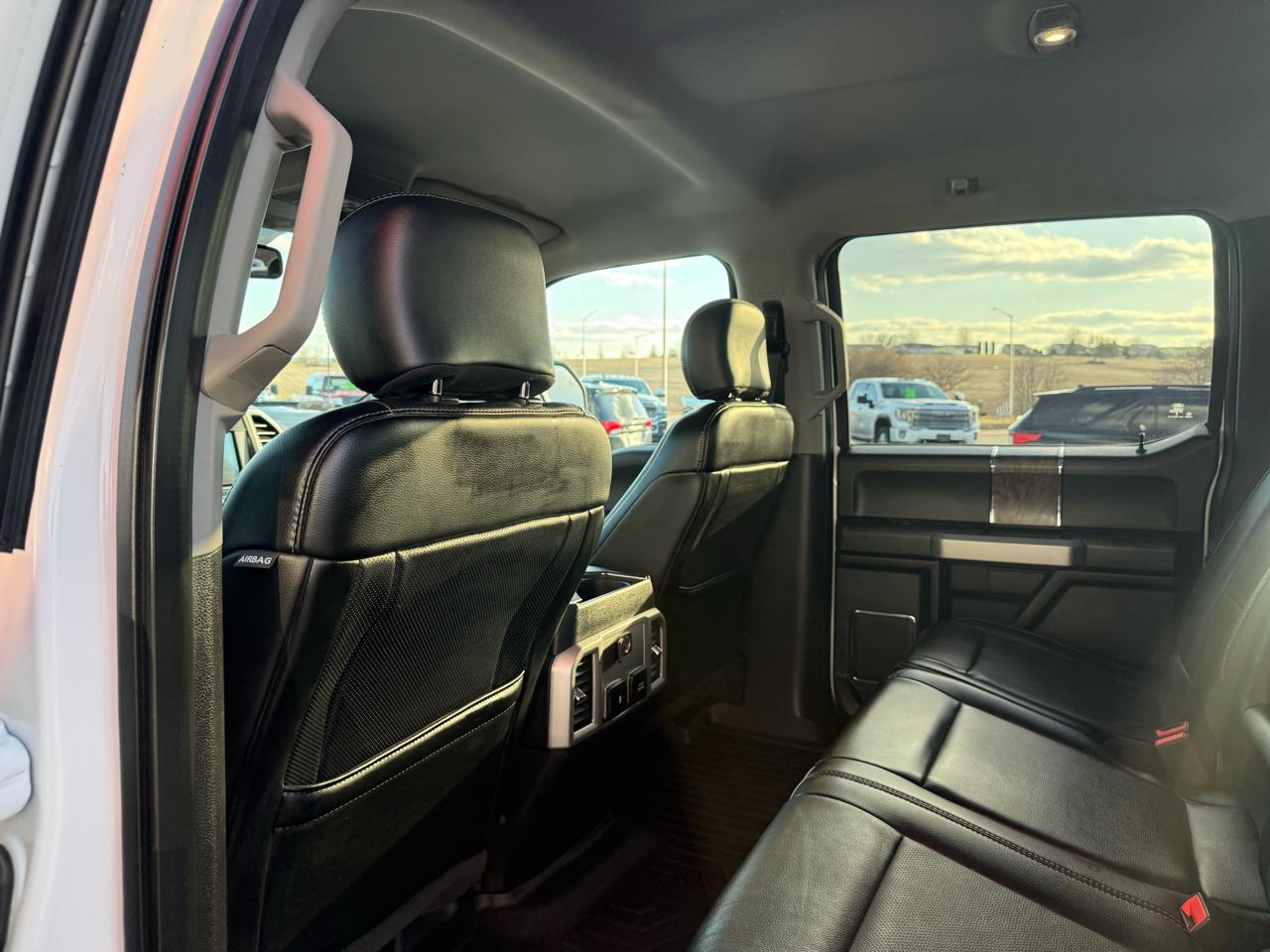 Ford Super Duty F-250 SRW Lariat 4WD Crew Cab 6.75' Box 2019