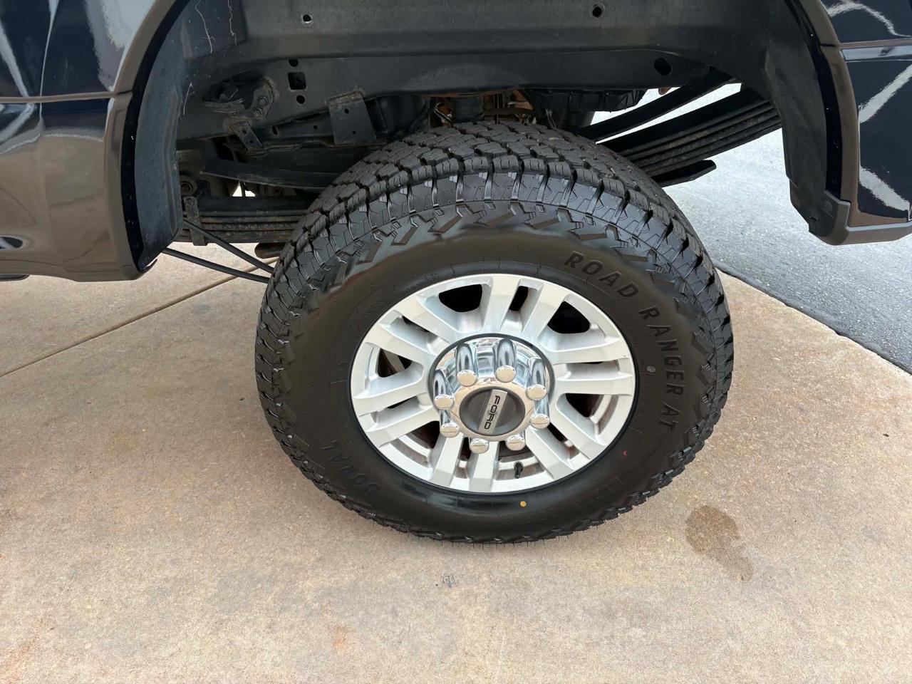 Ford Super Duty F-350 SRW XLT 4WD SuperCab 8' Box 2017