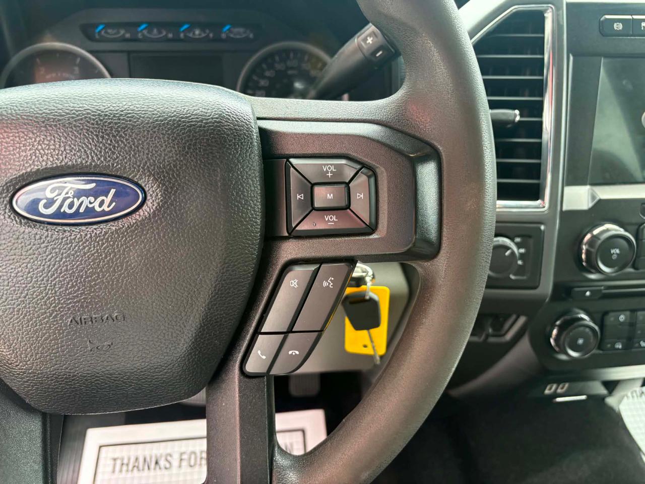 Ford Super Duty F-350 SRW XLT 4WD SuperCab 8' Box 2017