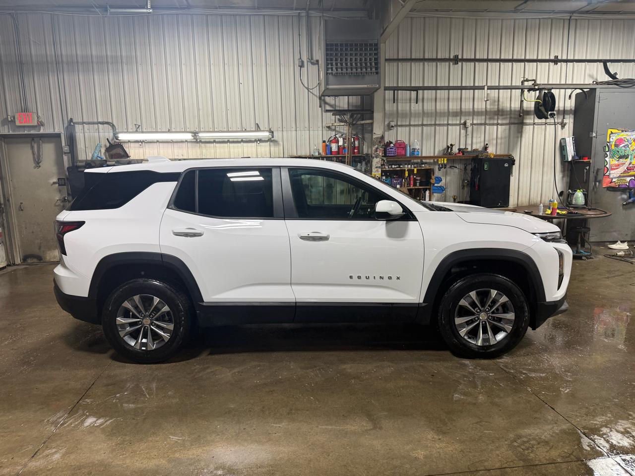 Chevrolet Equinox FWD 4dr LT w/1LT 2025