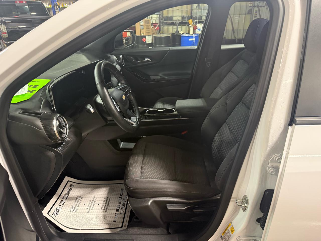 Chevrolet Equinox FWD 4dr LT w/1LT 2025