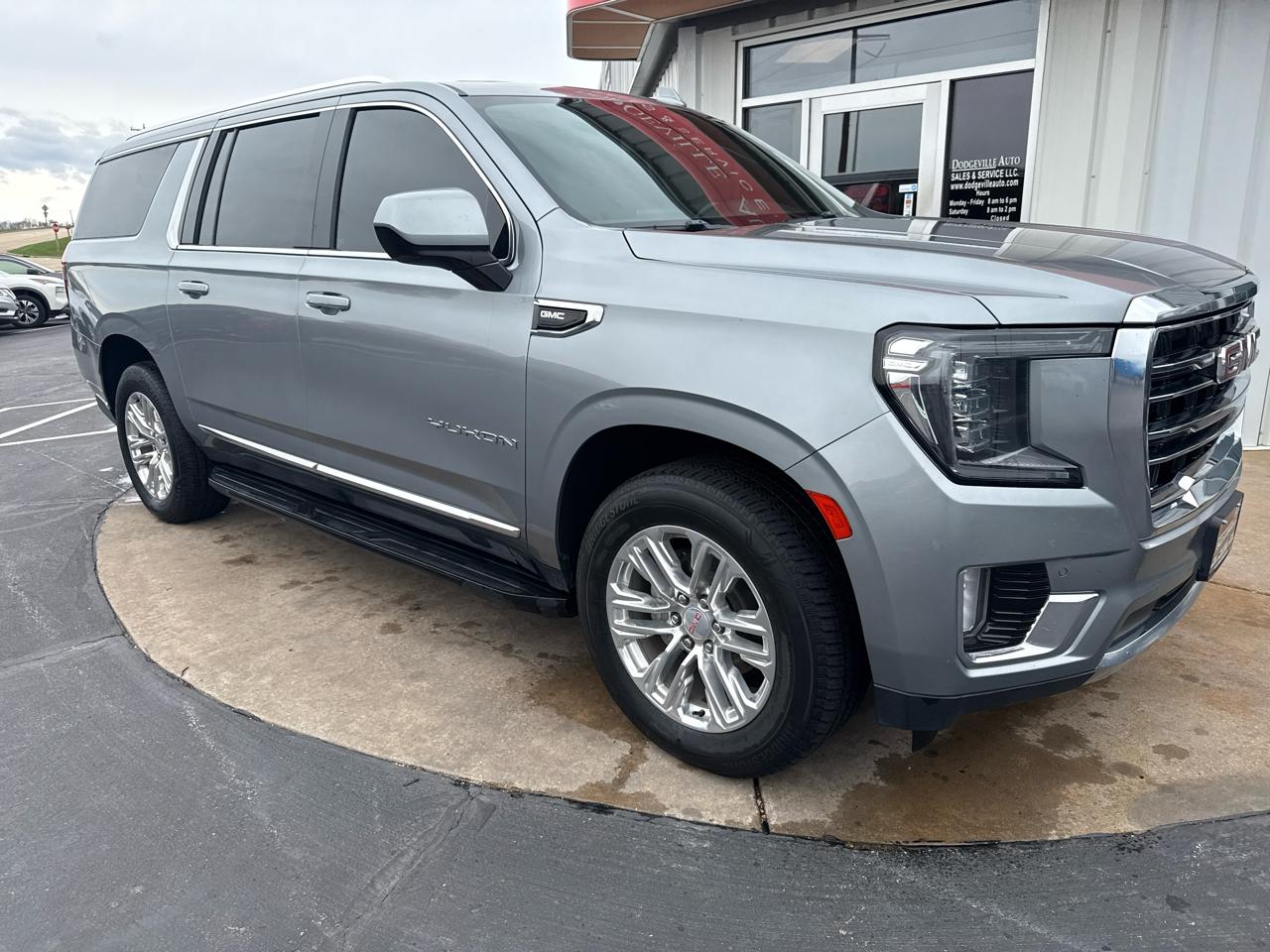 GMC Yukon XL 4WD 4dr SLT 2023