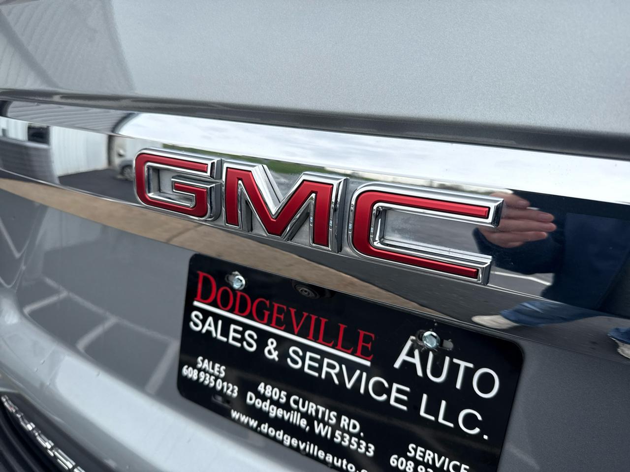GMC Yukon XL 4WD 4dr SLT 2023