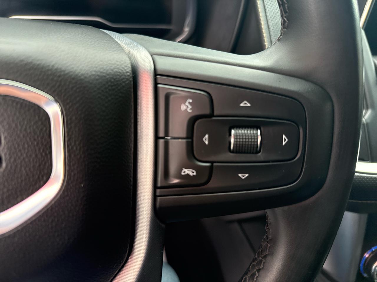 GMC Yukon XL 4WD 4dr SLT 2023