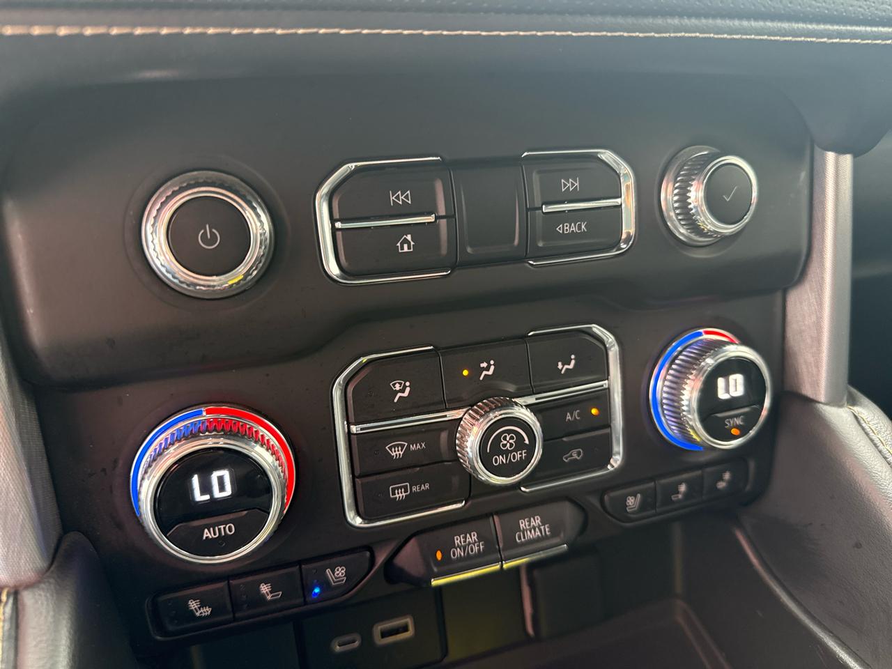 GMC Yukon XL 4WD 4dr SLT 2023