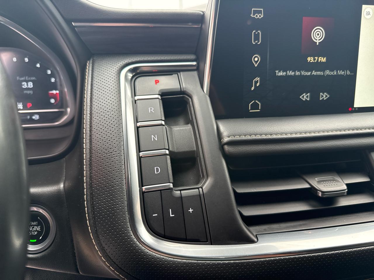 GMC Yukon XL 4WD 4dr SLT 2023
