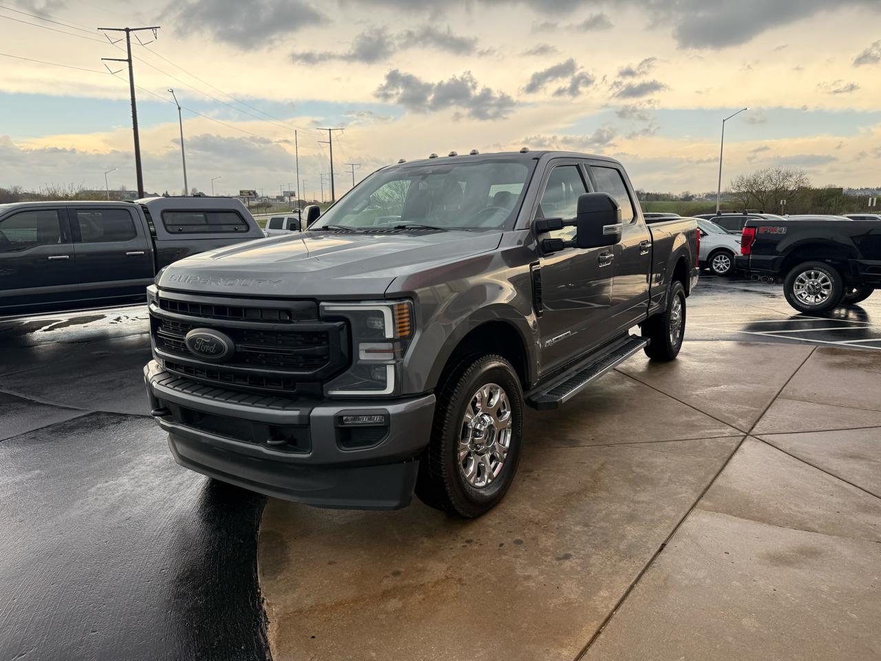 Ford Super Duty F-250 SRW Lariat 4WD SuperCab 6.75' Box 2022