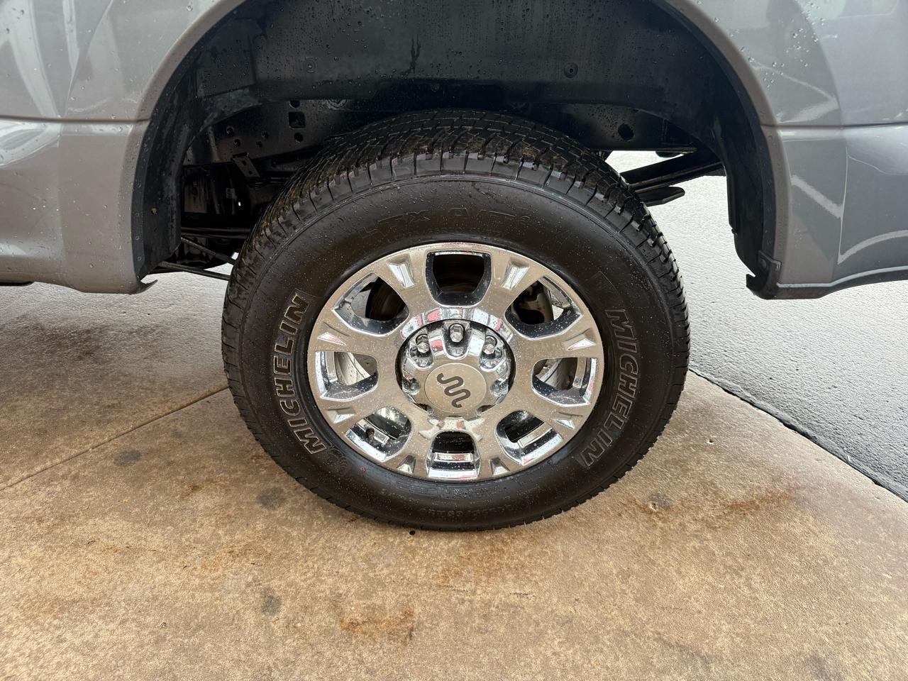 Ford Super Duty F-250 SRW Lariat 4WD SuperCab 6.75' Box 2022