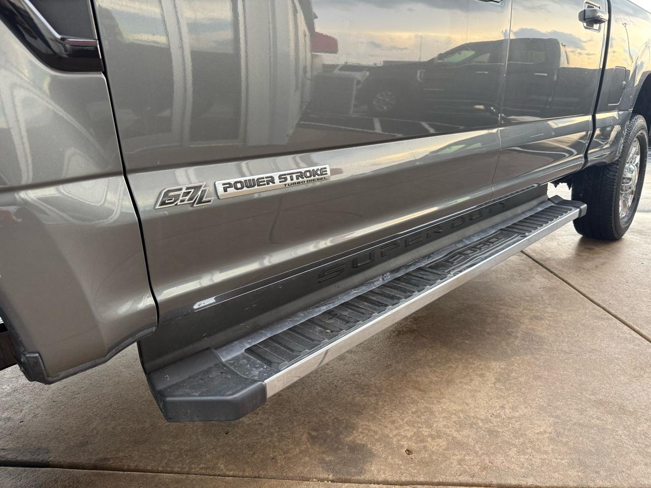 Ford Super Duty F-250 SRW Lariat 4WD SuperCab 6.75' Box 2022