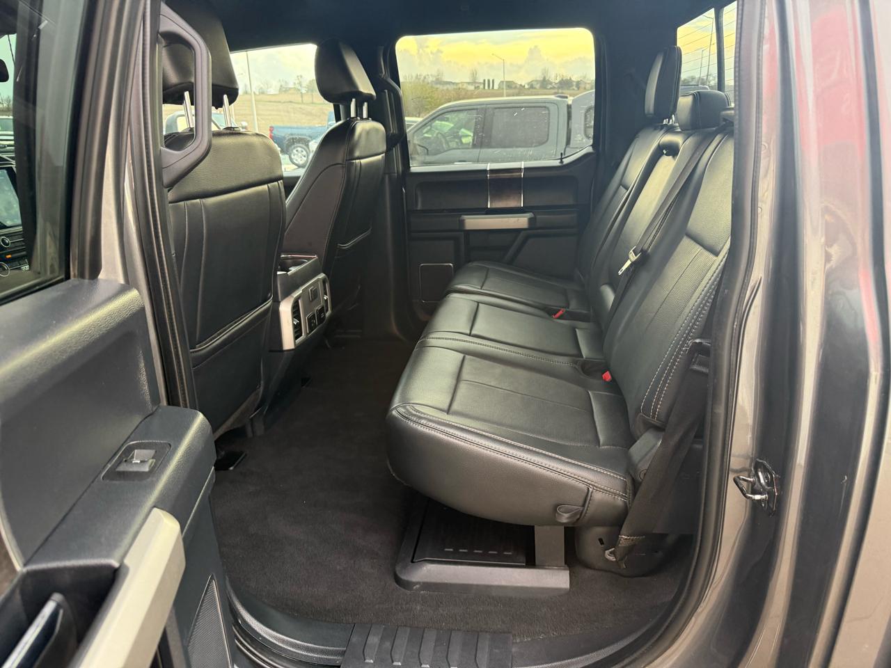 Ford Super Duty F-250 SRW Lariat 4WD SuperCab 6.75' Box 2022