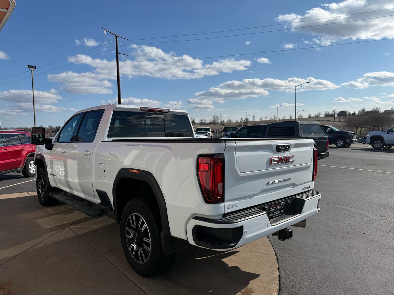 GMC Sierra 3500HD 4WD Crew Cab 159" AT4 2023