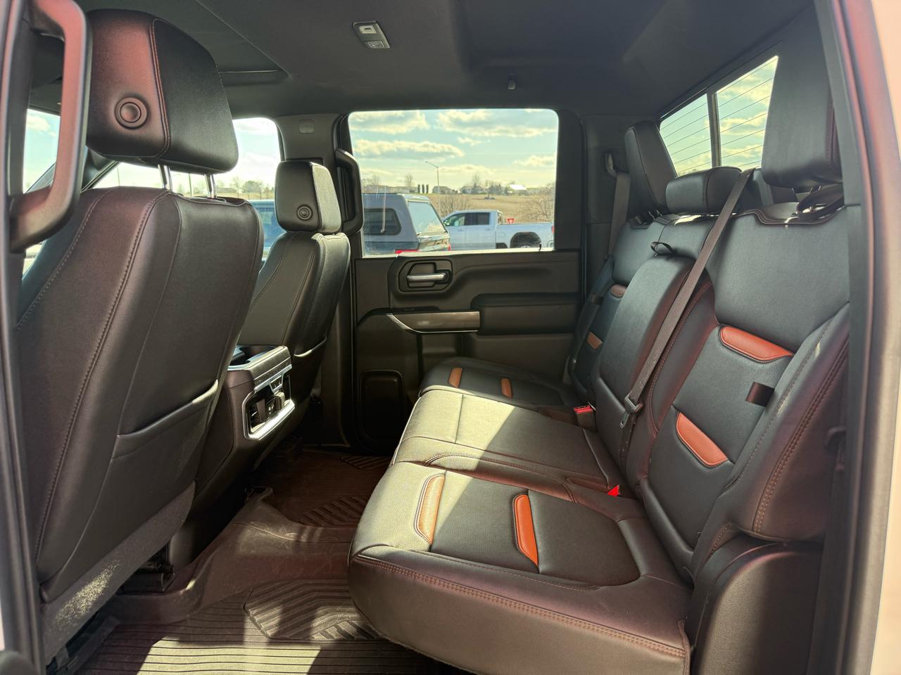 GMC Sierra 3500HD 4WD Crew Cab 159" AT4 2023