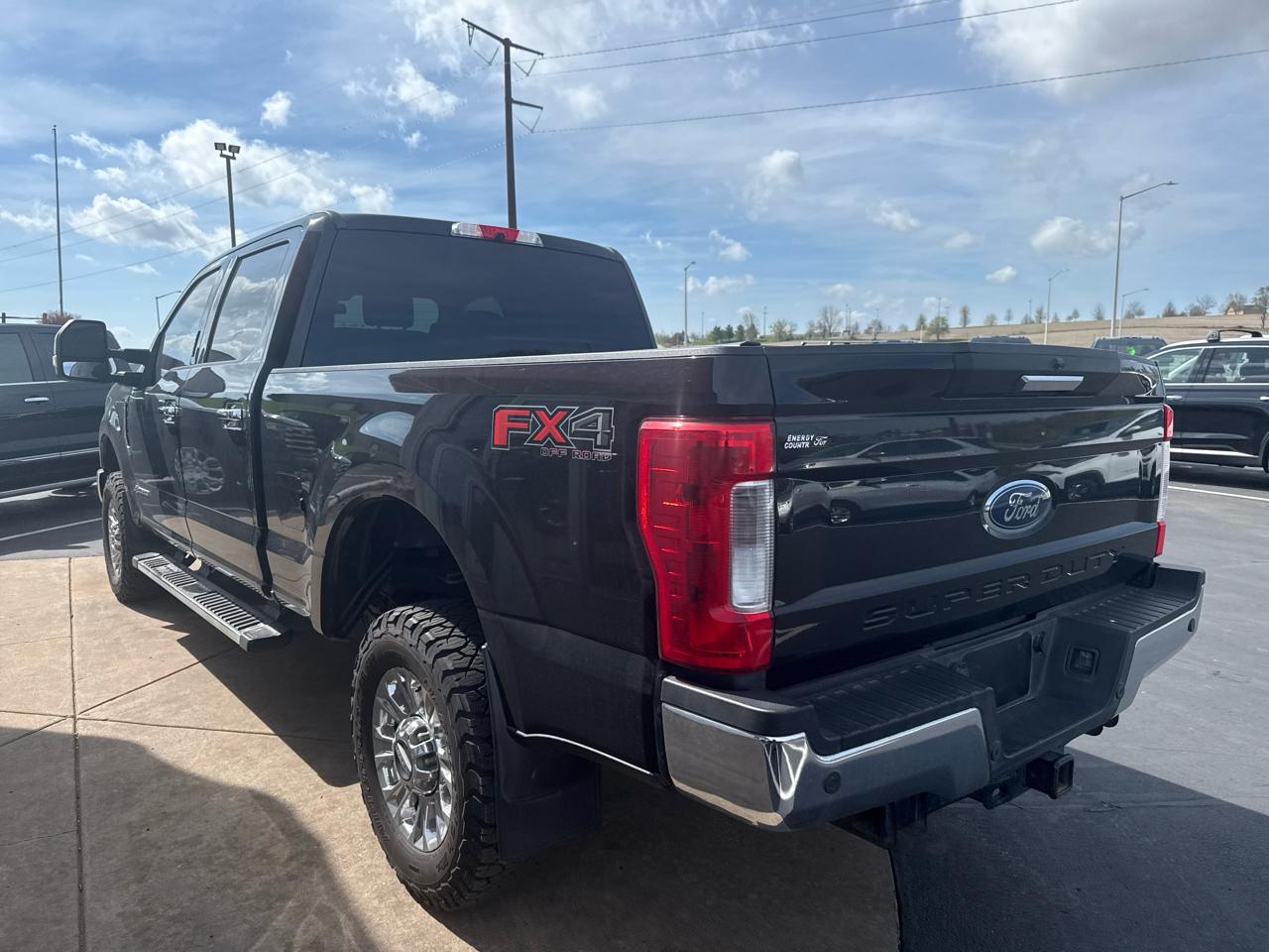Ford Super Duty F-250 SRW XLT 4WD Crew Cab 6.75' Box 2019