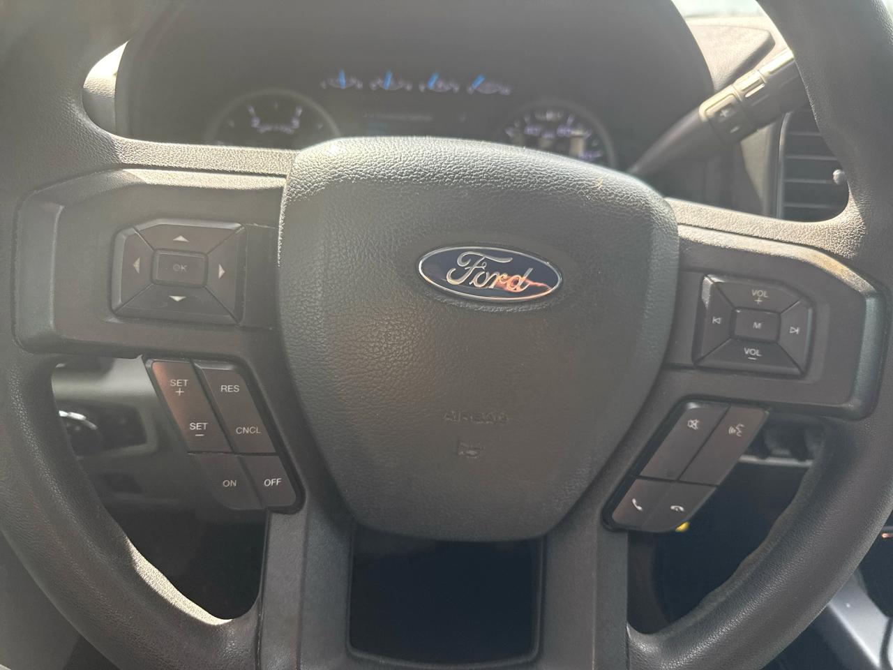 Ford Super Duty F-250 SRW XLT 4WD Crew Cab 6.75' Box 2019