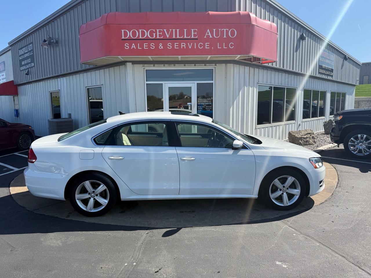 Volkswagen Passat 4dr Sdn 2.5L Auto SE 2013