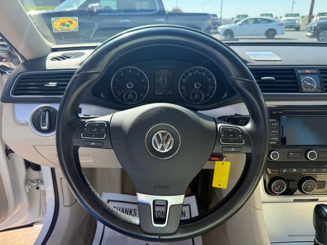 Volkswagen Passat 4dr Sdn 2.5L Auto SE 2013