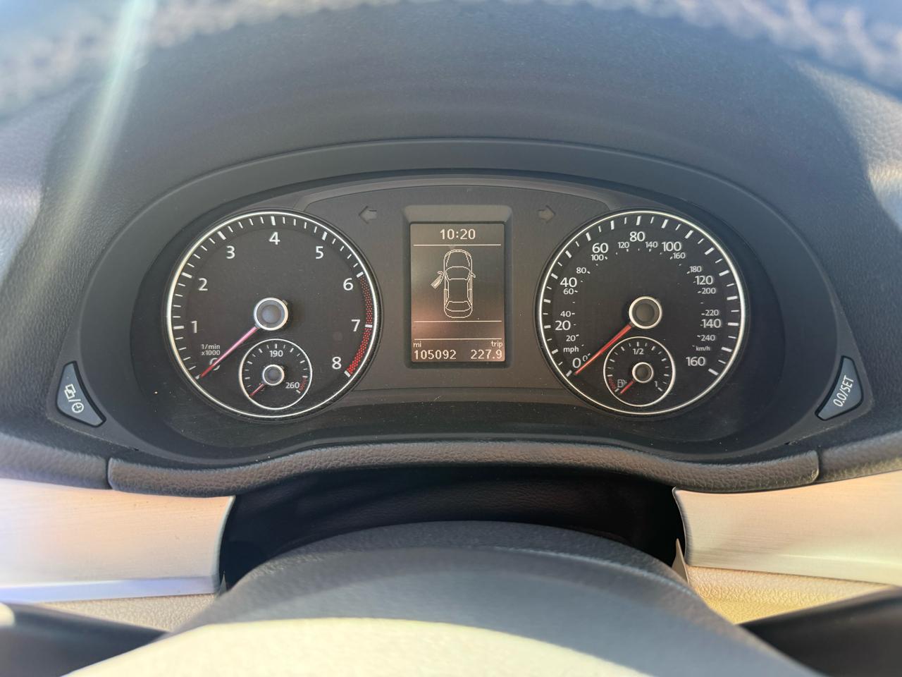 Volkswagen Passat 4dr Sdn 2.5L Auto SE 2013