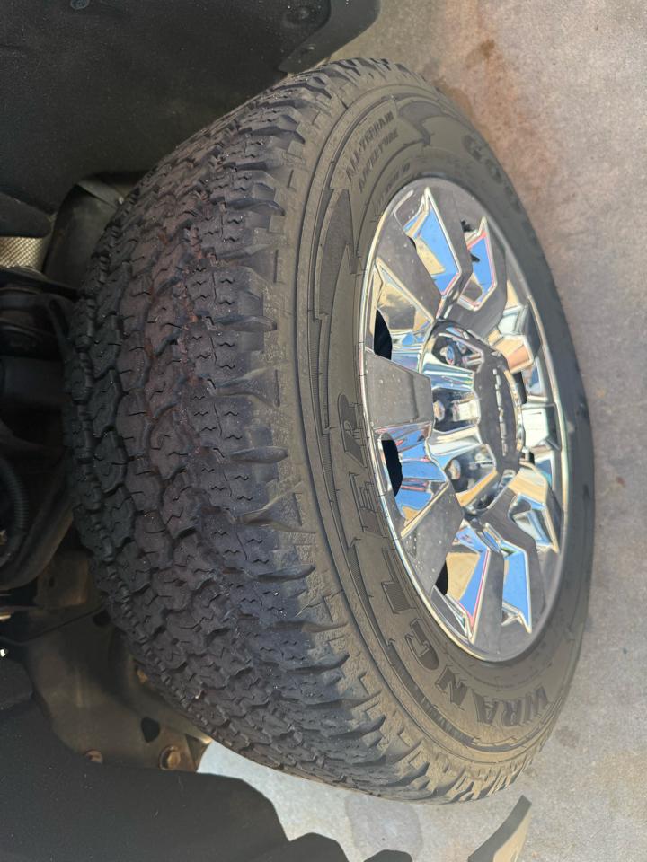 GMC Sierra 2500HD 4WD Crew Cab 153.7" Denali 2017