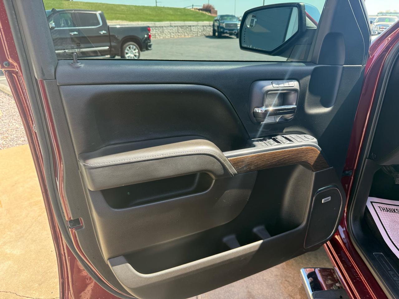 GMC Sierra 2500HD 4WD Crew Cab 153.7" Denali 2017