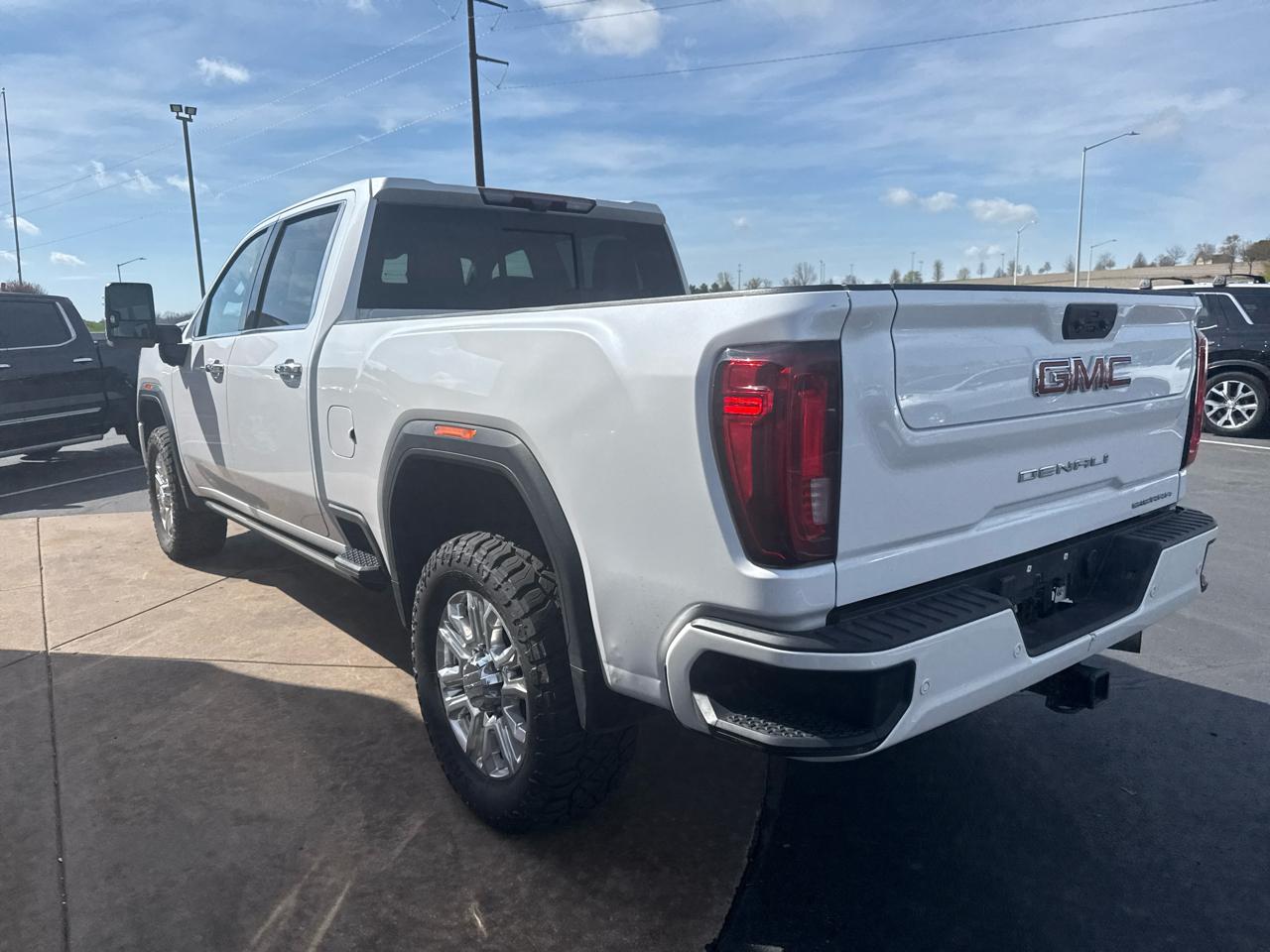 GMC Sierra 3500HD 4WD Crew Cab 159" Denali 2021