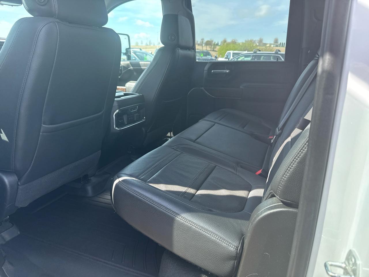 GMC Sierra 3500HD 4WD Crew Cab 159" Denali 2021