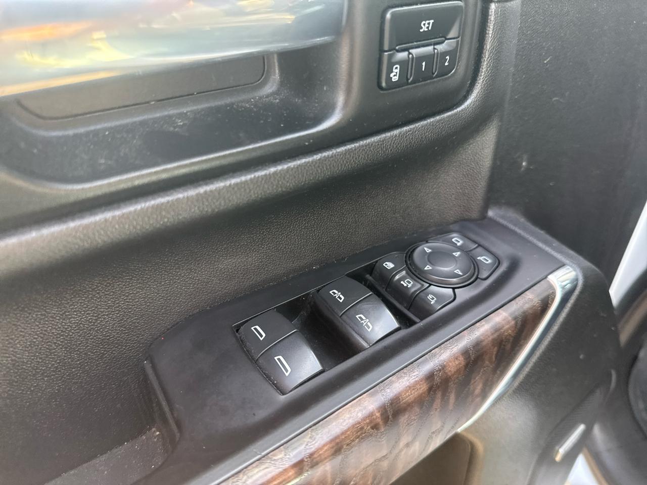 GMC Sierra 3500HD 4WD Crew Cab 159" Denali 2021