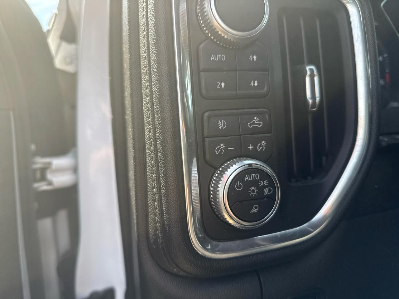 GMC Sierra 3500HD 4WD Crew Cab 159" Denali 2021