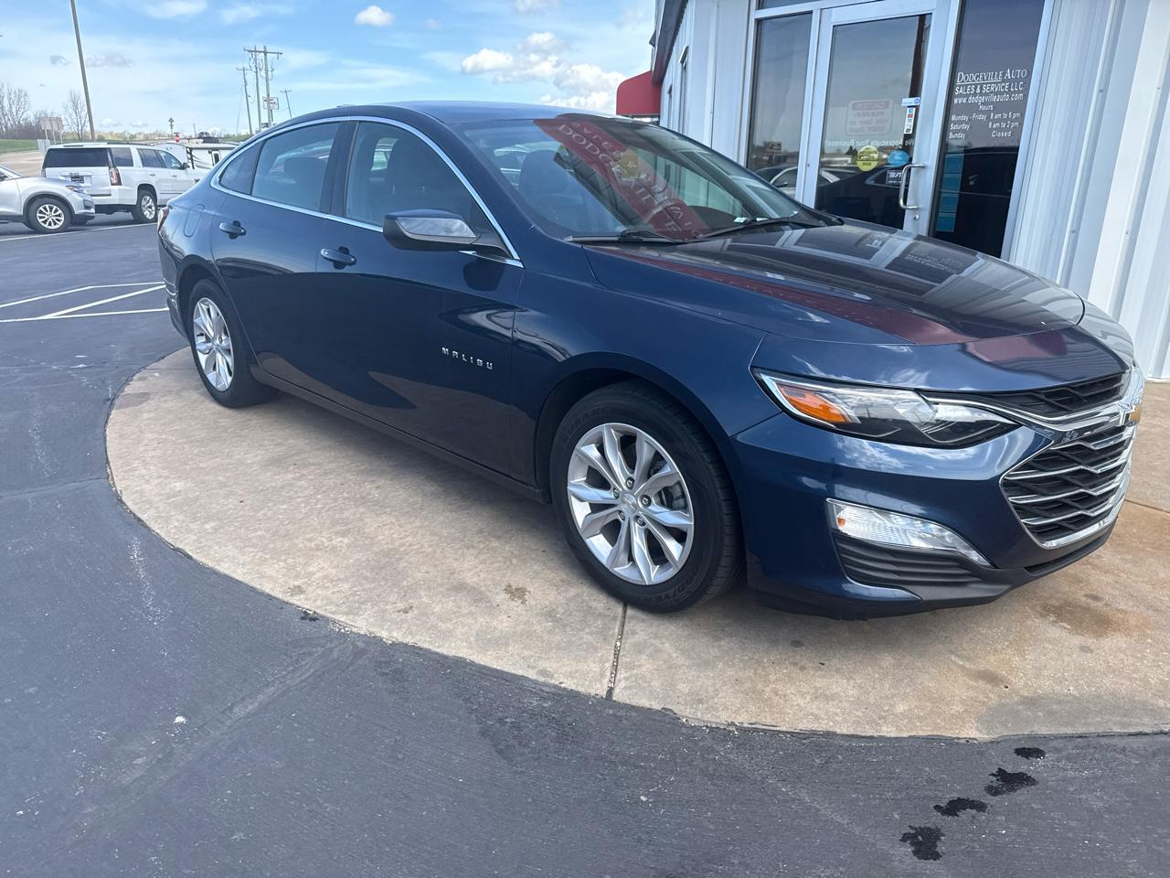 Chevrolet Malibu 4dr Sdn LT 2021