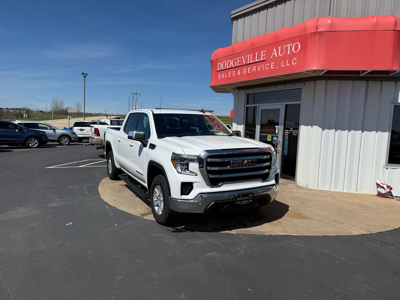 GMC Sierra 1500 Limited 4WD Crew Cab 147" SLE 2022