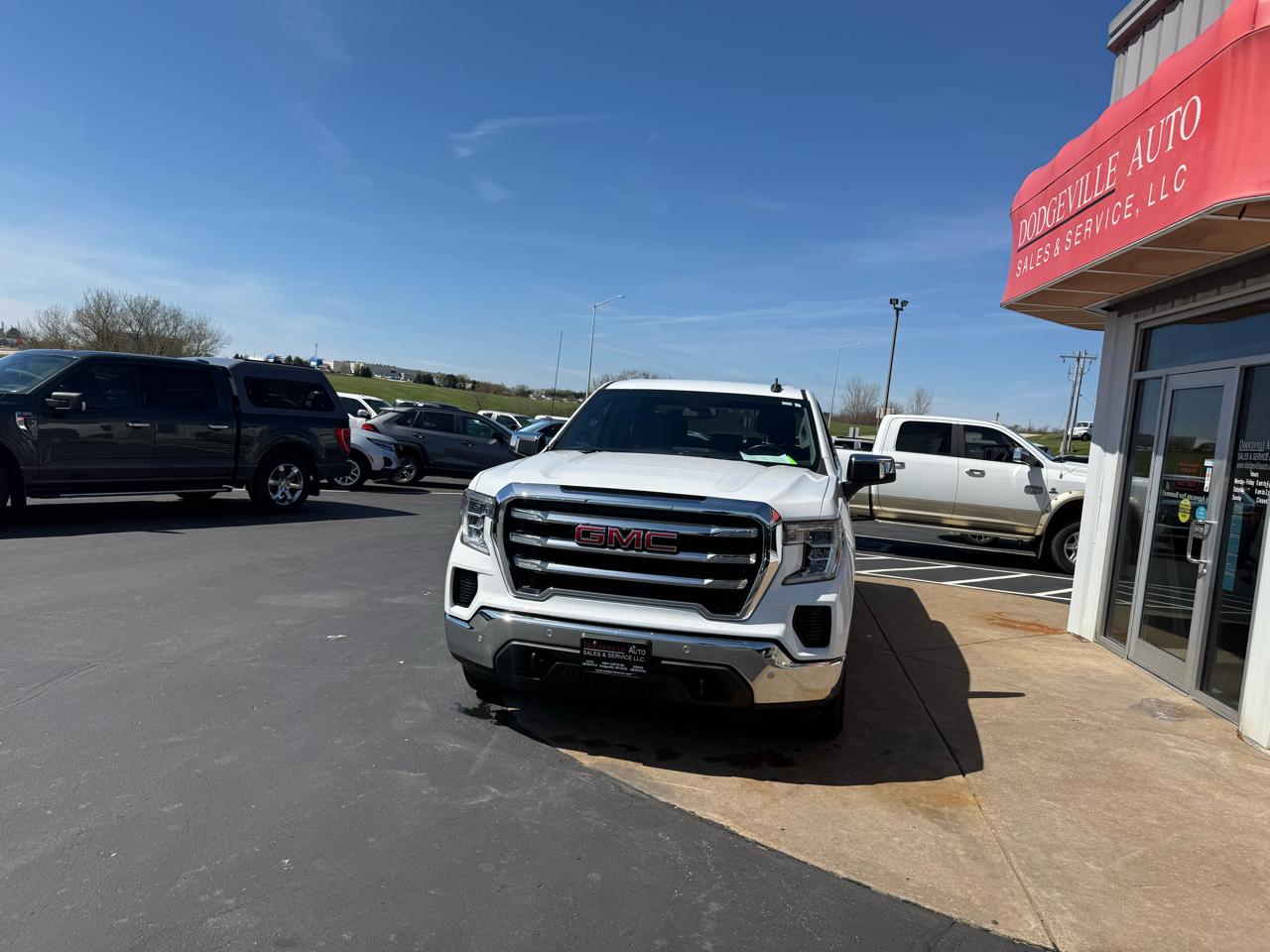 GMC Sierra 1500 Limited 4WD Crew Cab 147" SLE 2022