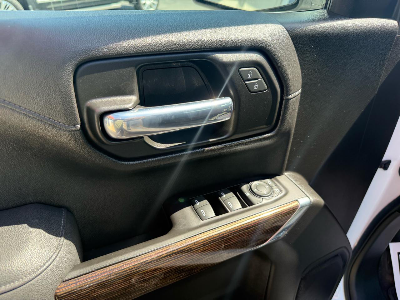 GMC Sierra 1500 Limited 4WD Crew Cab 147" SLE 2022