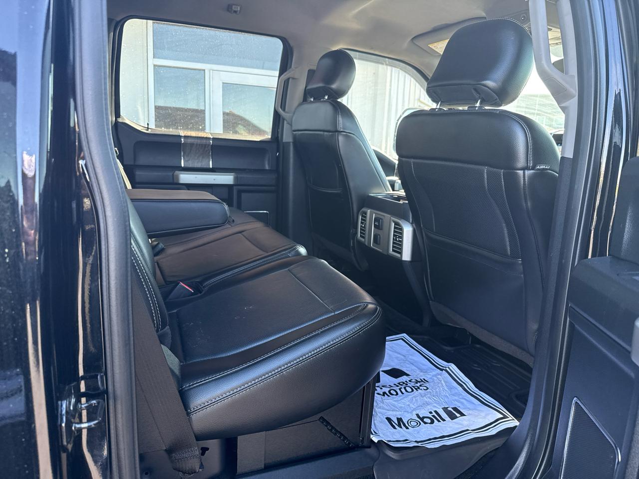 Ford Super Duty F-350 SRW Lariat 4WD Crew Cab 6.75' Box 2017